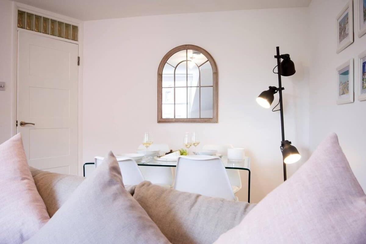 Modern Apartment In The Heart Of Oxford With Secure Underground Parking Exterior foto