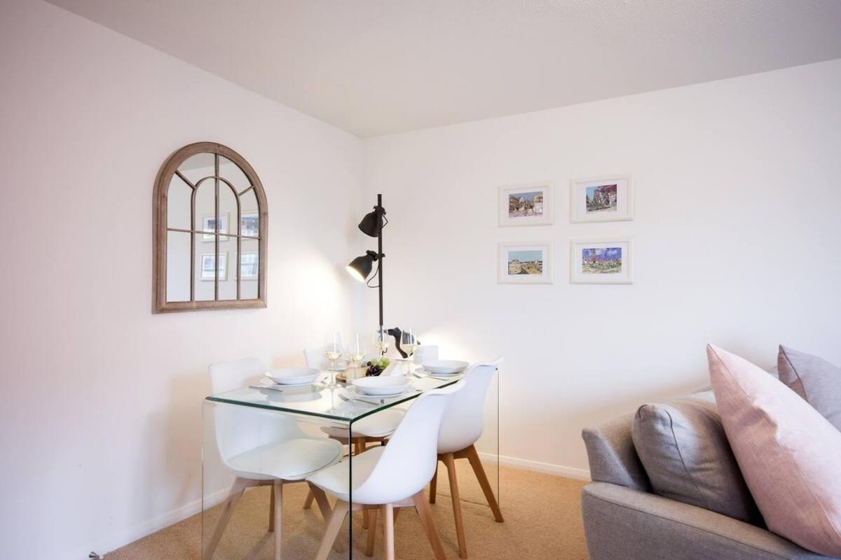 Modern Apartment In The Heart Of Oxford With Secure Underground Parking Exterior foto